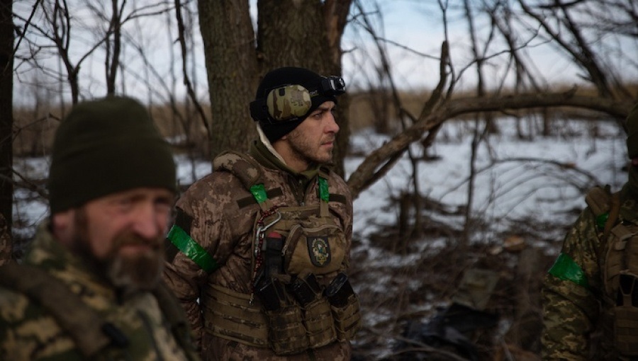 Chỉ huy Ukraine ở tiền tuyến cảm thấy u ám vì thương vong liên tục tăng cao - Ảnh 1.