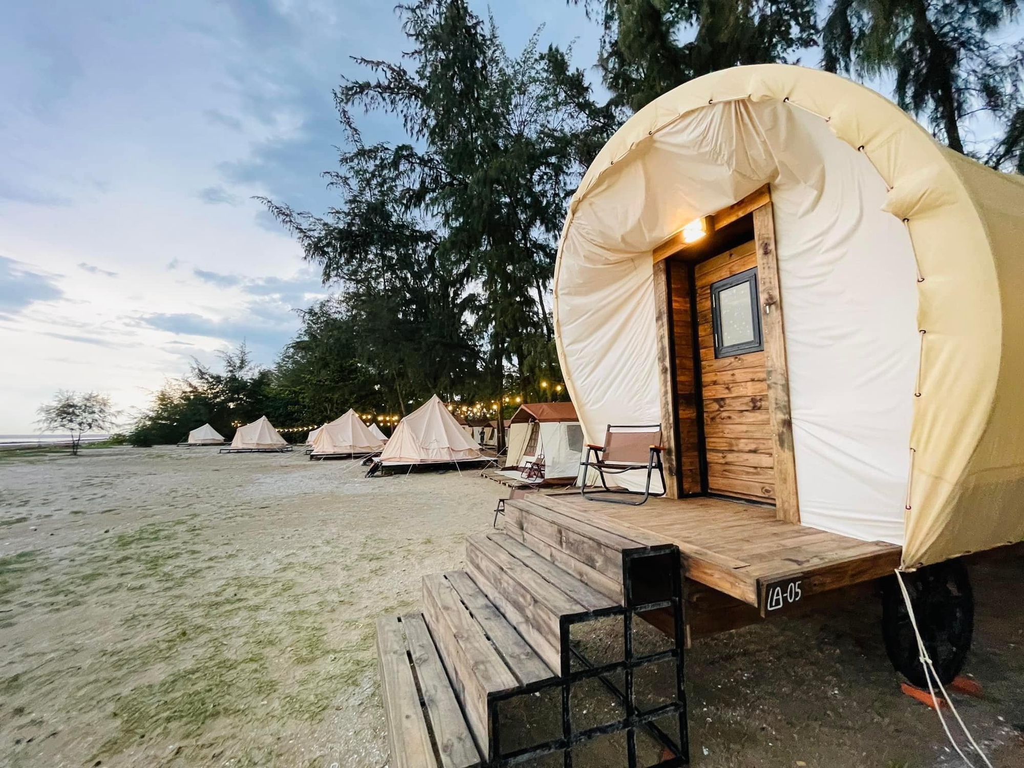 Xuất hiện điểm camping mới nổi ngay Sài Gòn, phải đặt trước cả tháng mới có chỗ chơi lễ 2/9 - Ảnh 4.