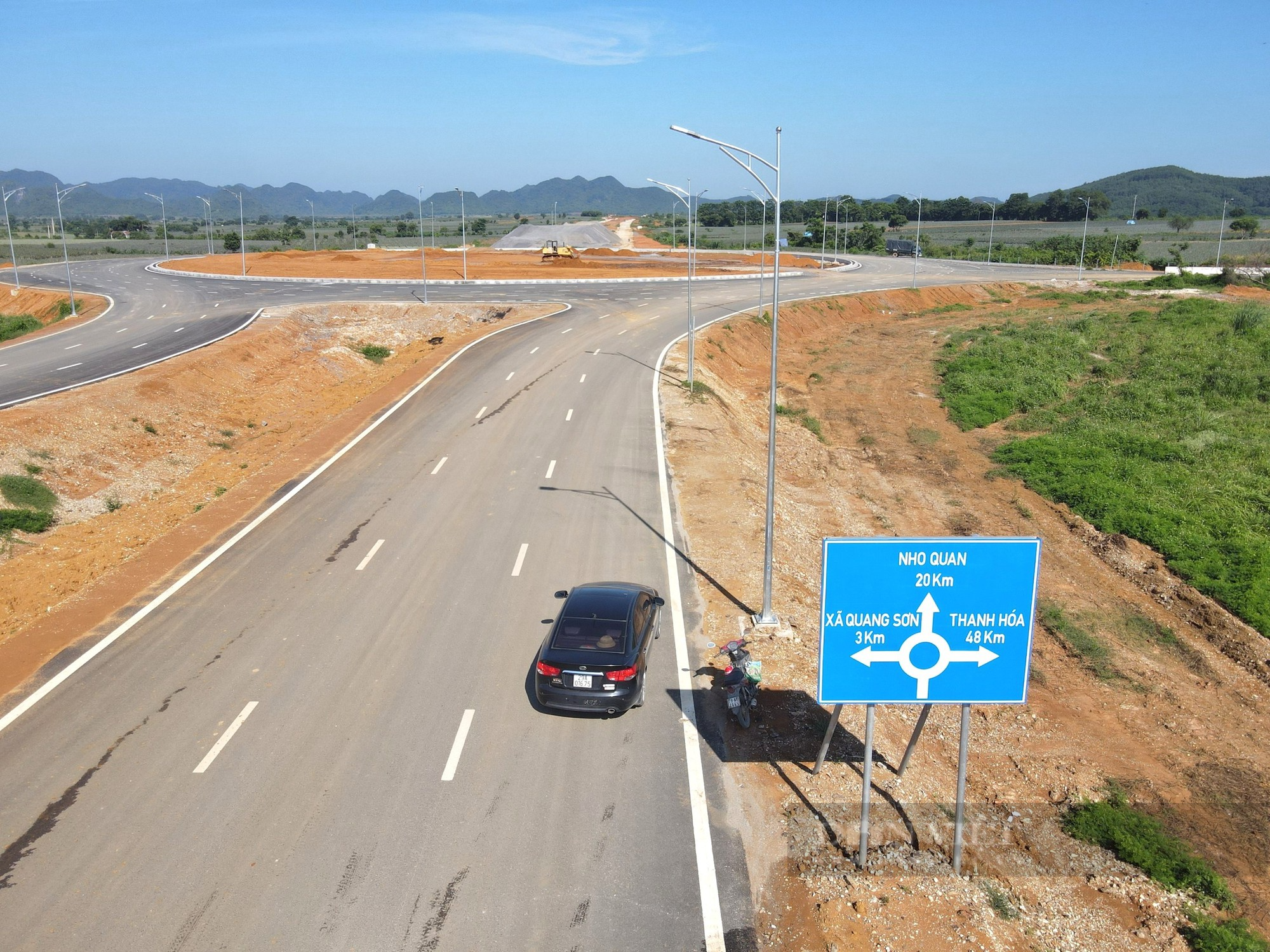 Cận cảnh tuyến đường tổng mức đầu tư gần 2.000 tỷ đồng ở Ninh Bình - Ảnh 2.
