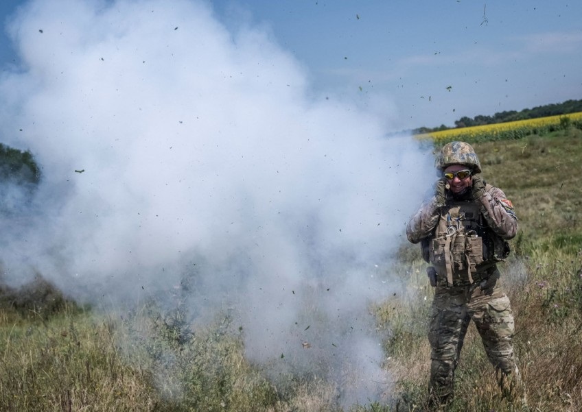 Đặc công Ukraine đảm nhận công việc nguy hiểm nhất trên chiến trường để dọn đường cho đồng đội - Ảnh 1.
