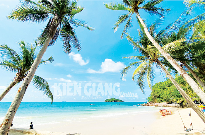 Những hòn đảo ở Kiên Giang, cách Phú Quốc gần thôi, hoang sơ thế này, các cây dừa nghiêng đẹp như phim - Ảnh 2.