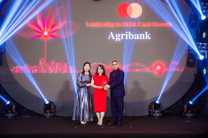 Agribank - Thương hiệu khẳng định qua các giải thưởng - Ảnh 4.