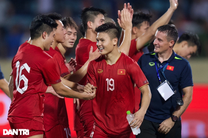 Quang Hải có kịp hồi sinh trước vòng loại World Cup 2026? - Ảnh 2.