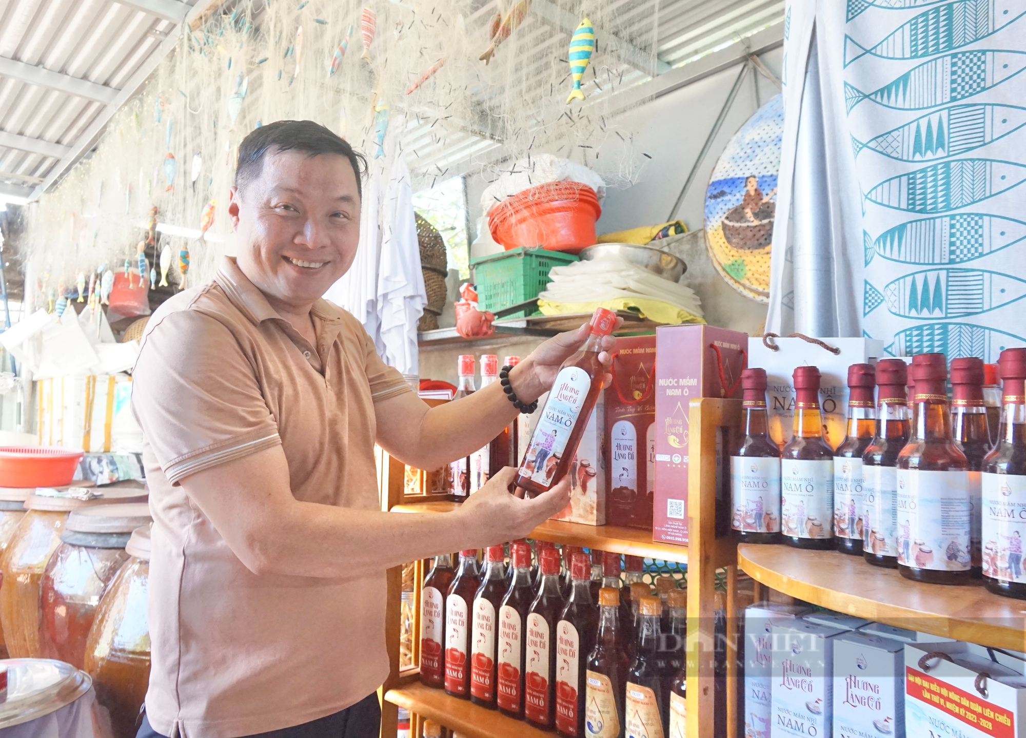 Mê loại đặc sản “bốc mùi”, một thầy giáo ở Đà Nẵng trở thành Nông dân Việt Nam xuất sắc 2023 - Ảnh 3.