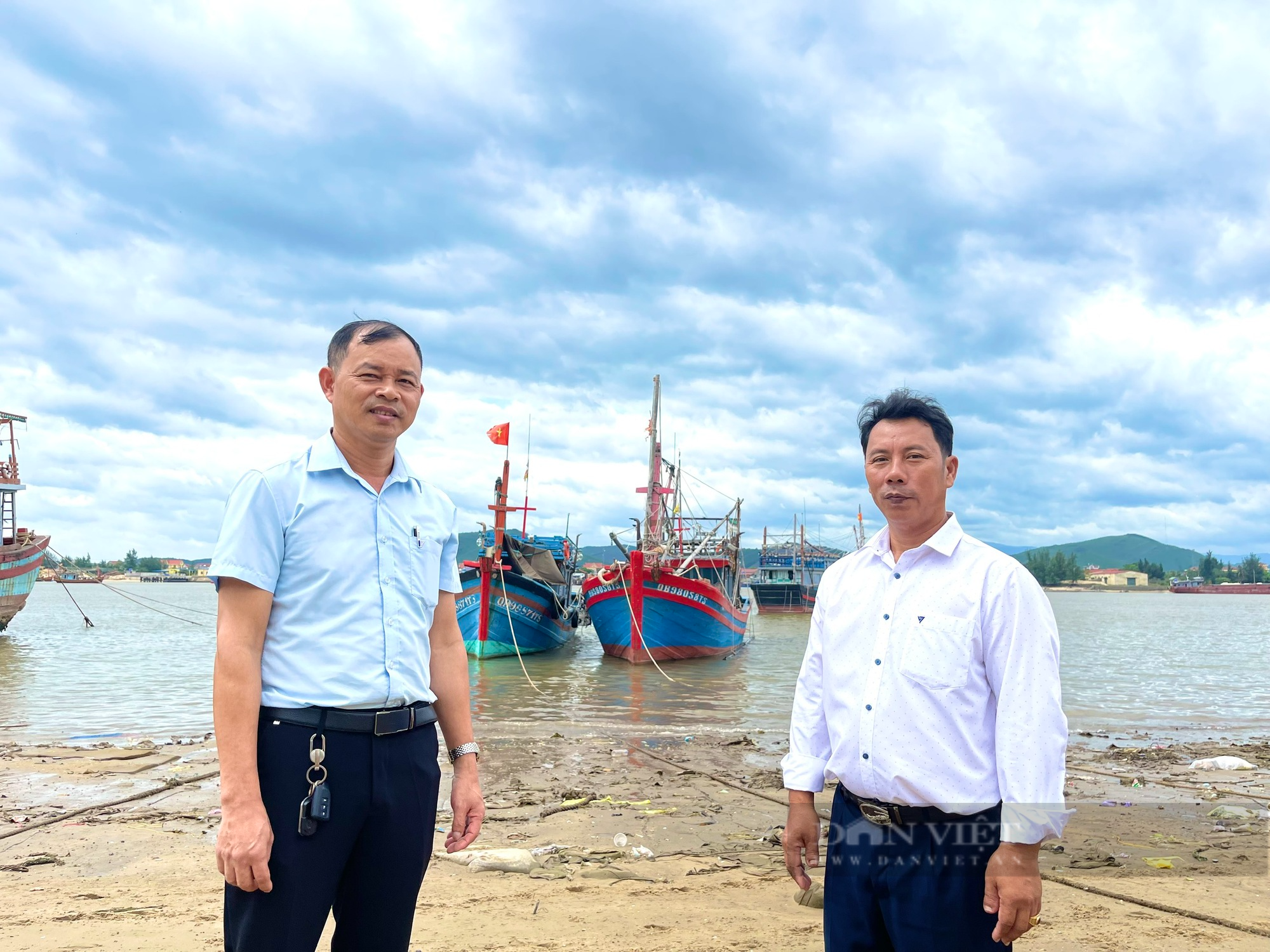 Môt ngư dân Quảng Bình sắm tàu săn cá ngừ, cá nục thu tiền tỷ mỗi chuyến là Nông dân Việt Nam xuất sắc 2023 - Ảnh 5.