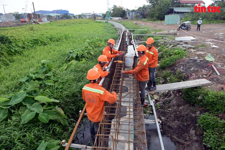 Dồn lực thi công dự án Tham Lương - Bến Cát - rạch Nước Lên - Ảnh 10.