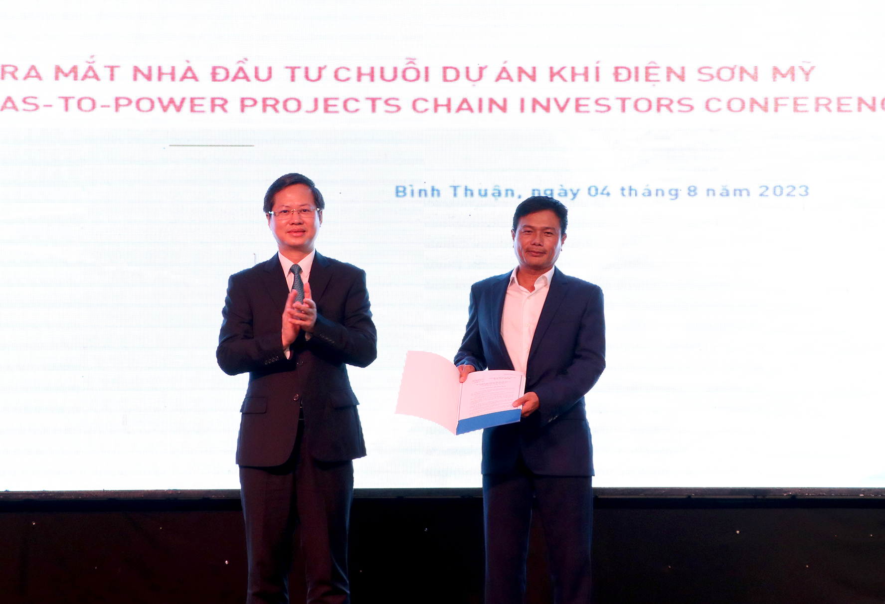 Nhiều nhà đầu tư lớn từ các nước Mỹ, Pháp, Nhật Bản đến Bình Thuận đầu tư chuỗi dự án khí - điện Sơn Mỹ - Ảnh 3.