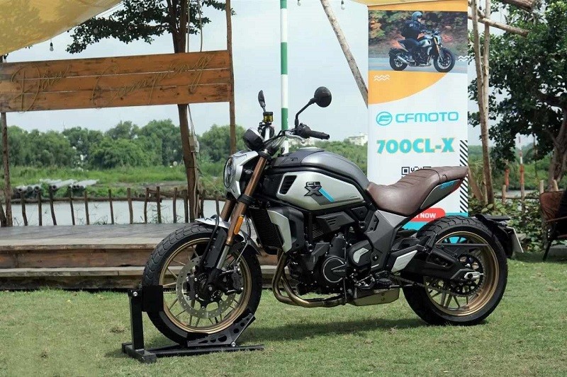 Mô tô CFMoto 700 CL-X vừa ra mắt tại Việt Nam, giá bán 169 triệu đồng - Ảnh 1.