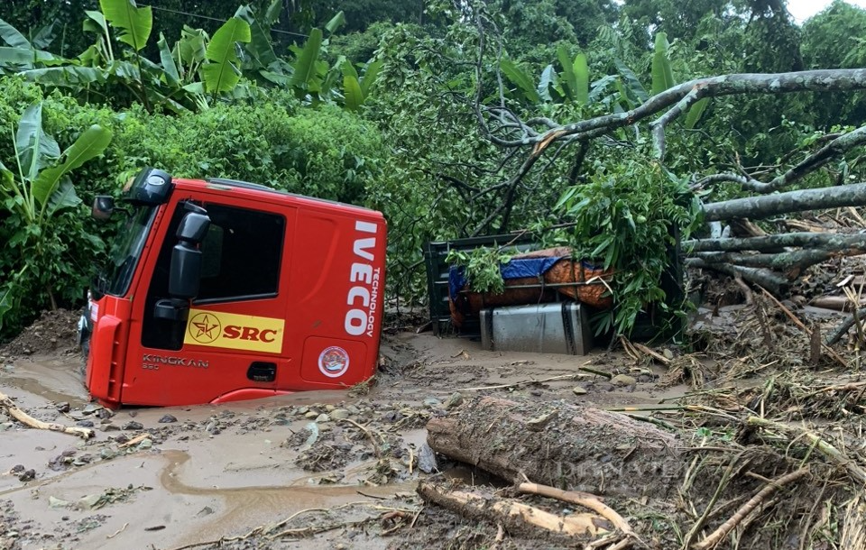 Vụ sạt lở nghiêm trọng tại Lào: “Tôi nghĩ rằng mình chết trong ngày sinh nhật của con trai” - Ảnh 7.