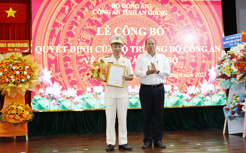 Phó Giám đốc Công an tỉnh Hà Nam được điều động  giữ chức vụ Phó Giám đốc Công an tỉnh An Giang - Ảnh 2.