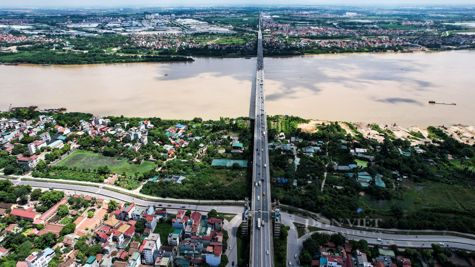 Khám phá cây đầu tiên nối huyện Đông Anh với trung tâm TP. Hà Nội sau gần 40 năm hoạt động - Ảnh 2.