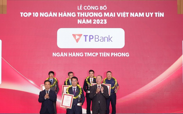 TPBank lọt Top 10 ngân hàng thương mại Việt Nam uy tín lần thứ 5 liên tiếp