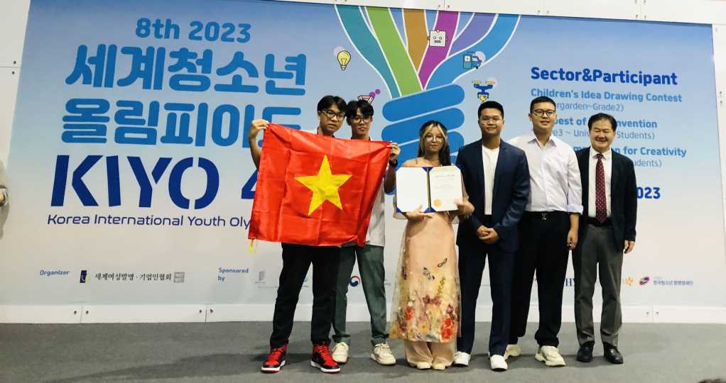 Học sinh Quảng Ninh ẵm &quot;Vàng&quot; và giải đặc biệt tại Olympic khoa học quốc tế Hàn Quốc - Ảnh 1.