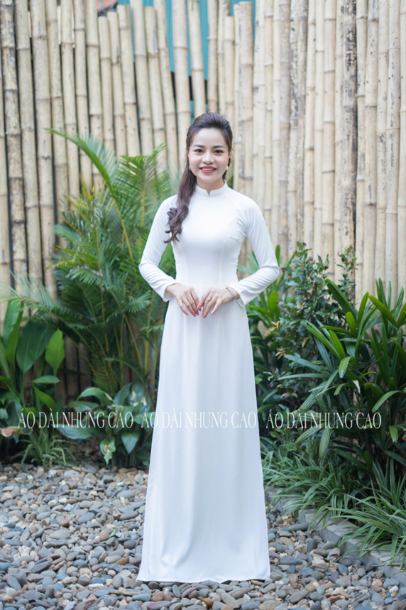 Nhà thiết kế Nhung Cao: Người “phù thuỷ” thổi hồn cho tà áo dài Việt - Ảnh 2.