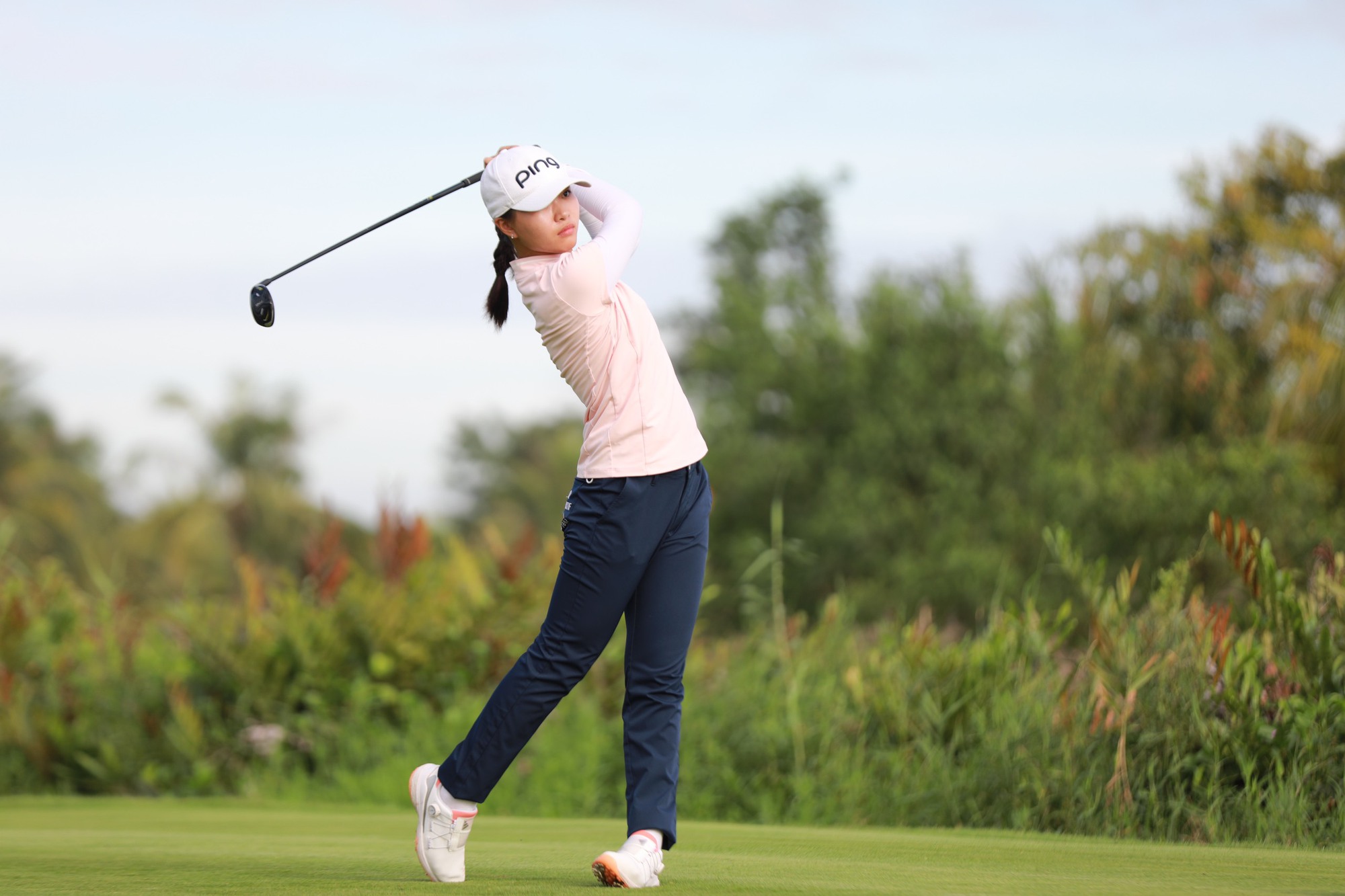 Giải vô địch Golf Quốc gia 2023: Lê Chúc An bứt phá, Phạm Thị Kim Chi ghi điểm HIO - Ảnh 3.