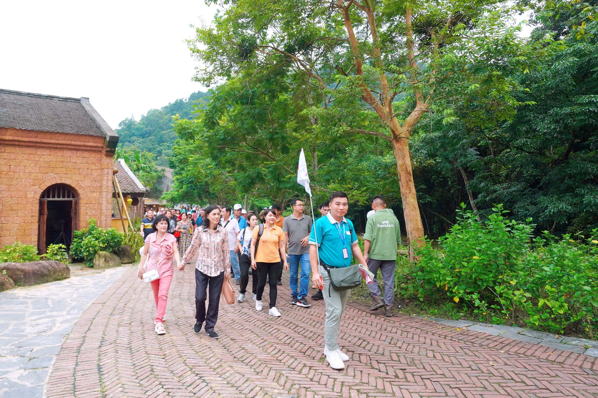 Quảng Ninh đón 1.400 khách du lịch MICE trong kỳ nghỉ lễ 2/9 - Ảnh 2.