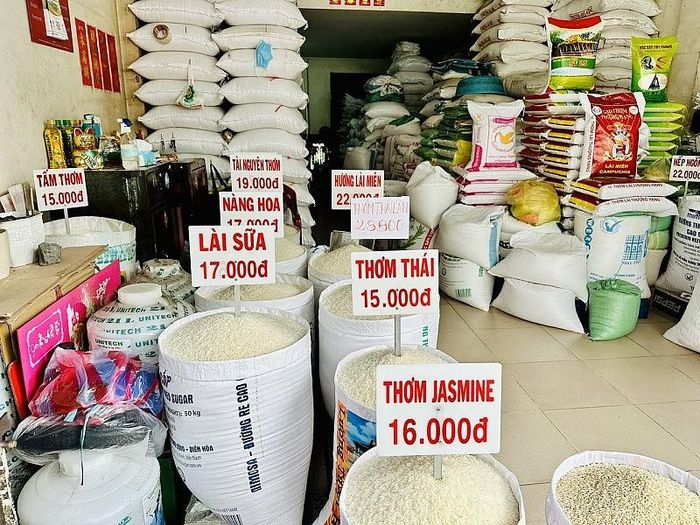 Vì sao VFA đề xuất giá sàn xuất khẩu gạo giữa lúc giá đang tăng cao? - Ảnh 1.