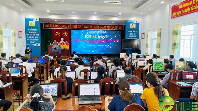 Quảng Ngãi tập huấn cho Tổ Công nghệ số cộng đồng huyện, xã - Ảnh 4.