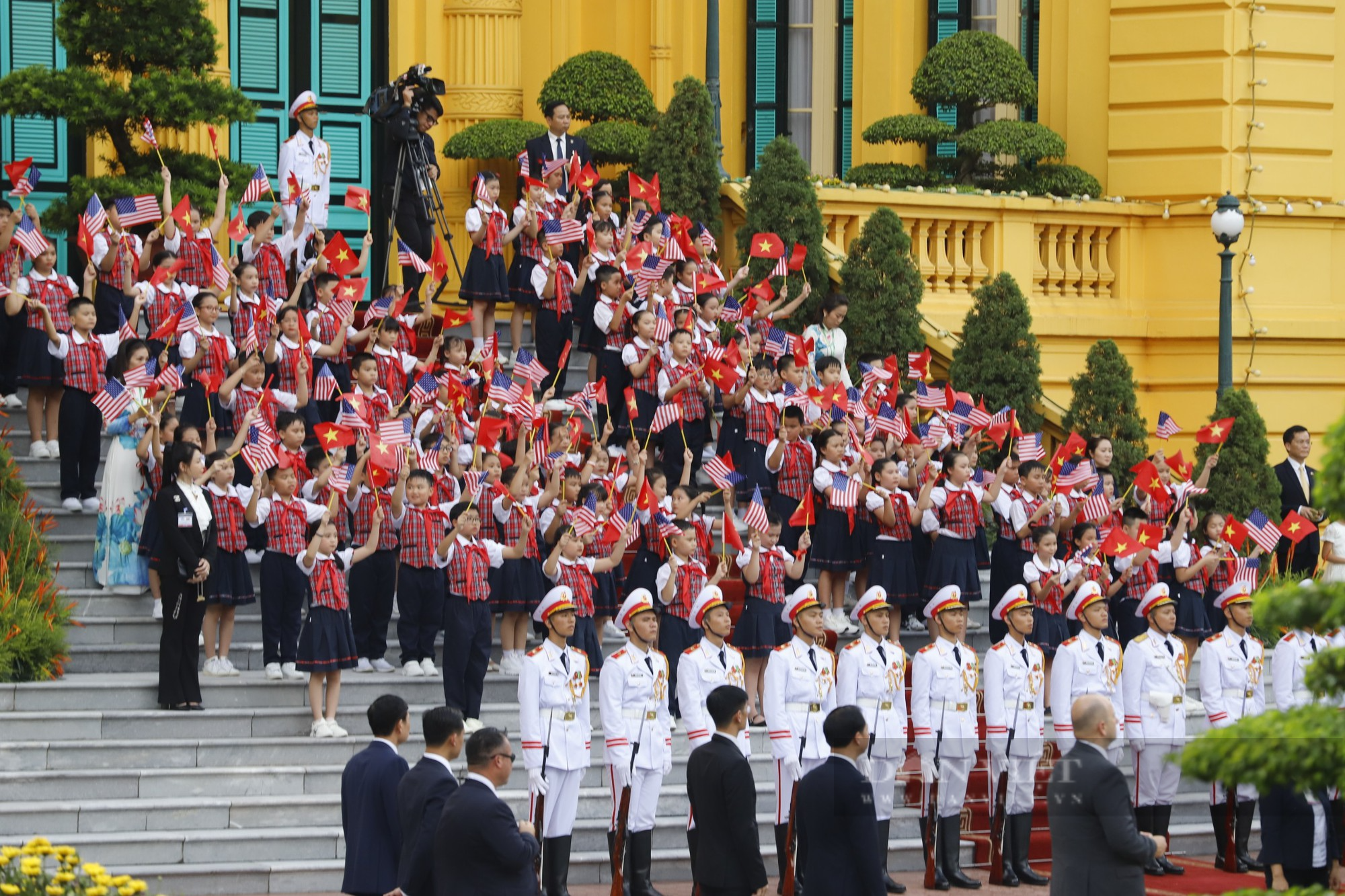 Cập nhật: Tổng Bí thư Nguyễn Phú Trọng chủ trì Lễ đón Tổng thống Mỹ Joe Biden thăm cấp nhà nước tới Việt Nam - Ảnh 3.