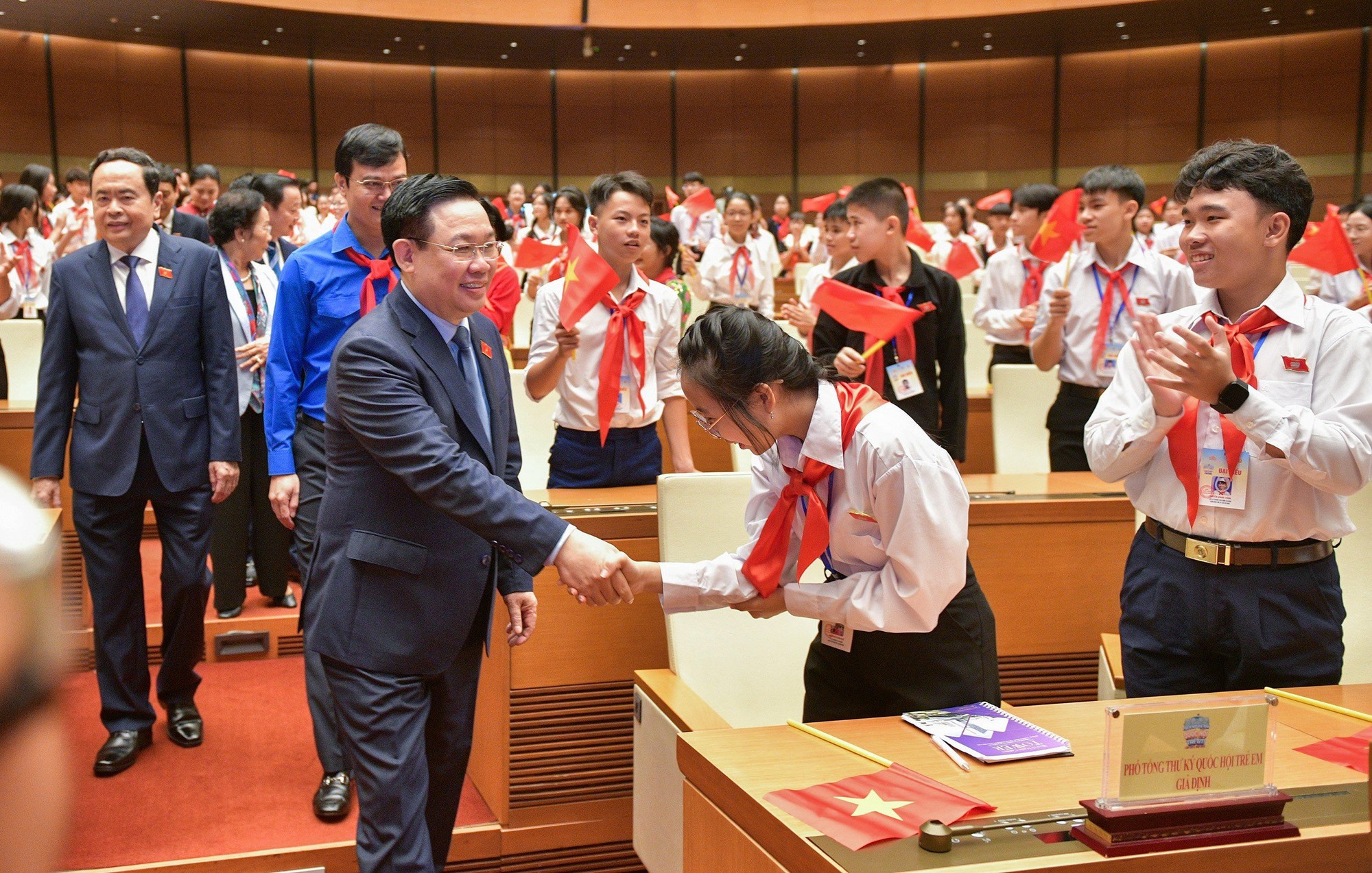 Chủ tịch Quốc hội dự Phiên họp giả định Quốc hội trẻ em lần thứ nhất - Ảnh 1.