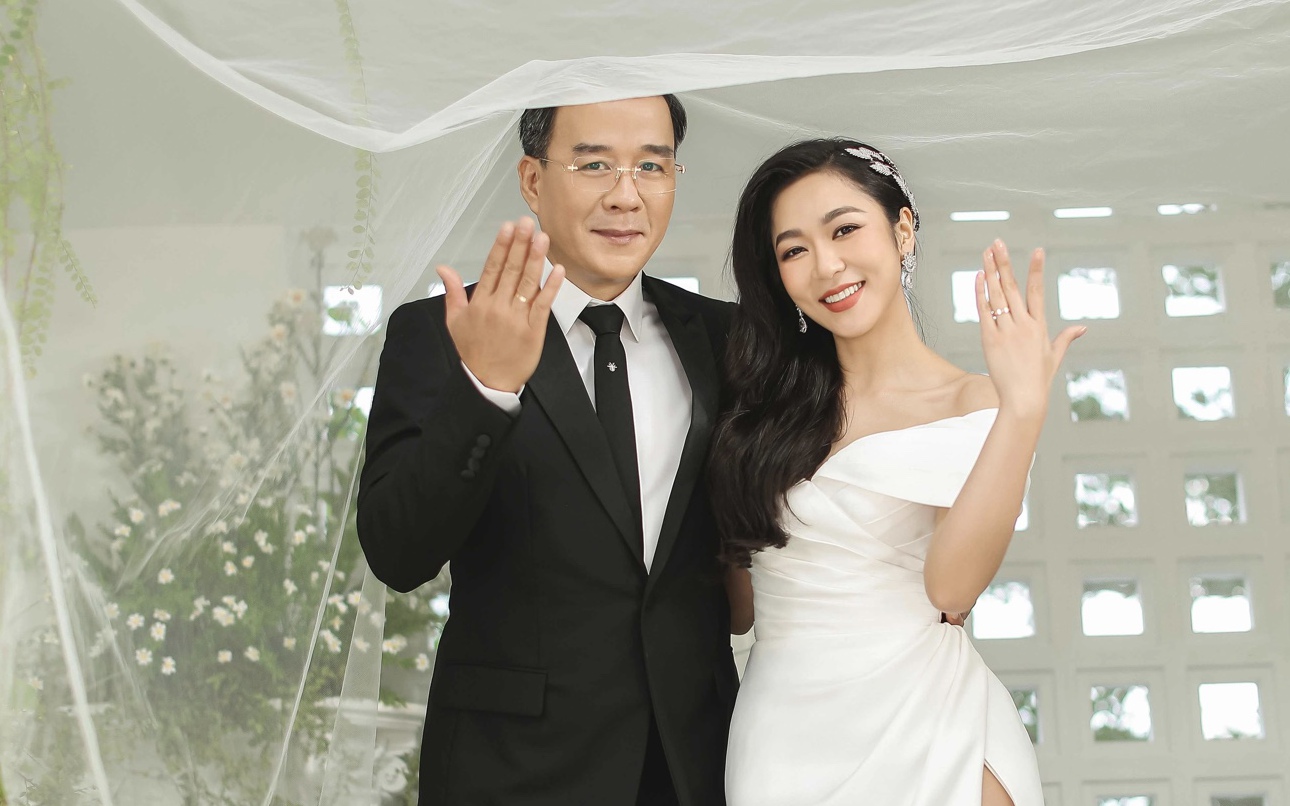 Hà Thanh Xuân chính thức thừa nhận đã chấm dứt quan hệ với "vua cá Koi", tiết lộ rơi vào trầm cảm sau hôn lễ