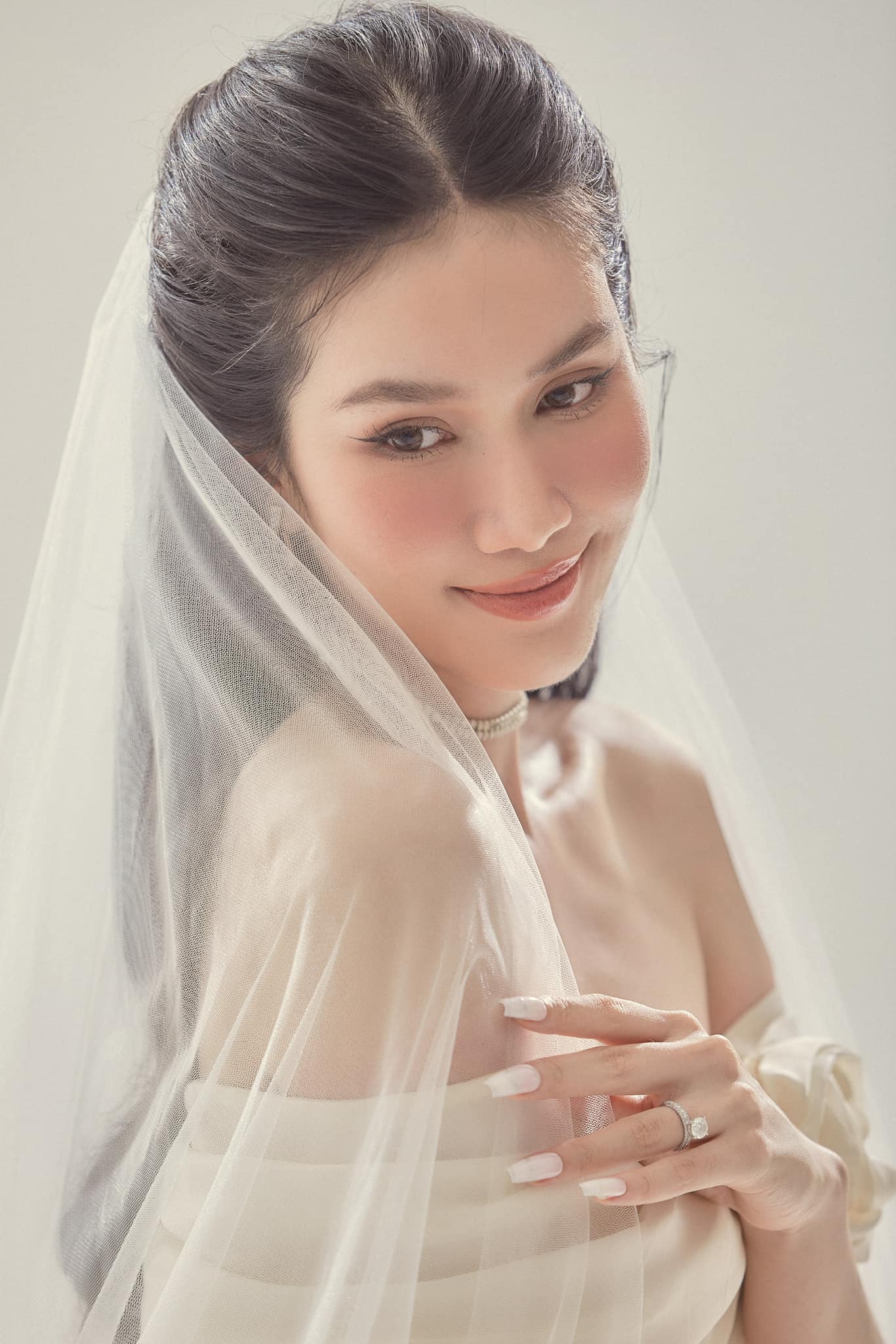 6 cô dâu xinh đẹp, lôi cuốn của showbiz Việt đợi lên xe hoa cuối năm 2023 - Ảnh 3.