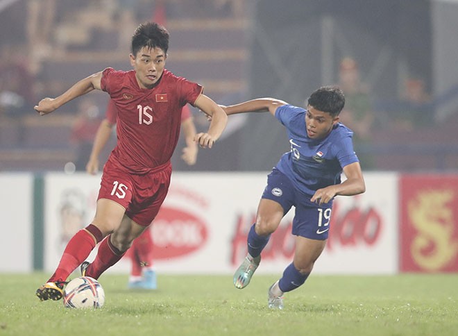 U23 Việt Nam vs U23 Singapore - Ảnh 1.