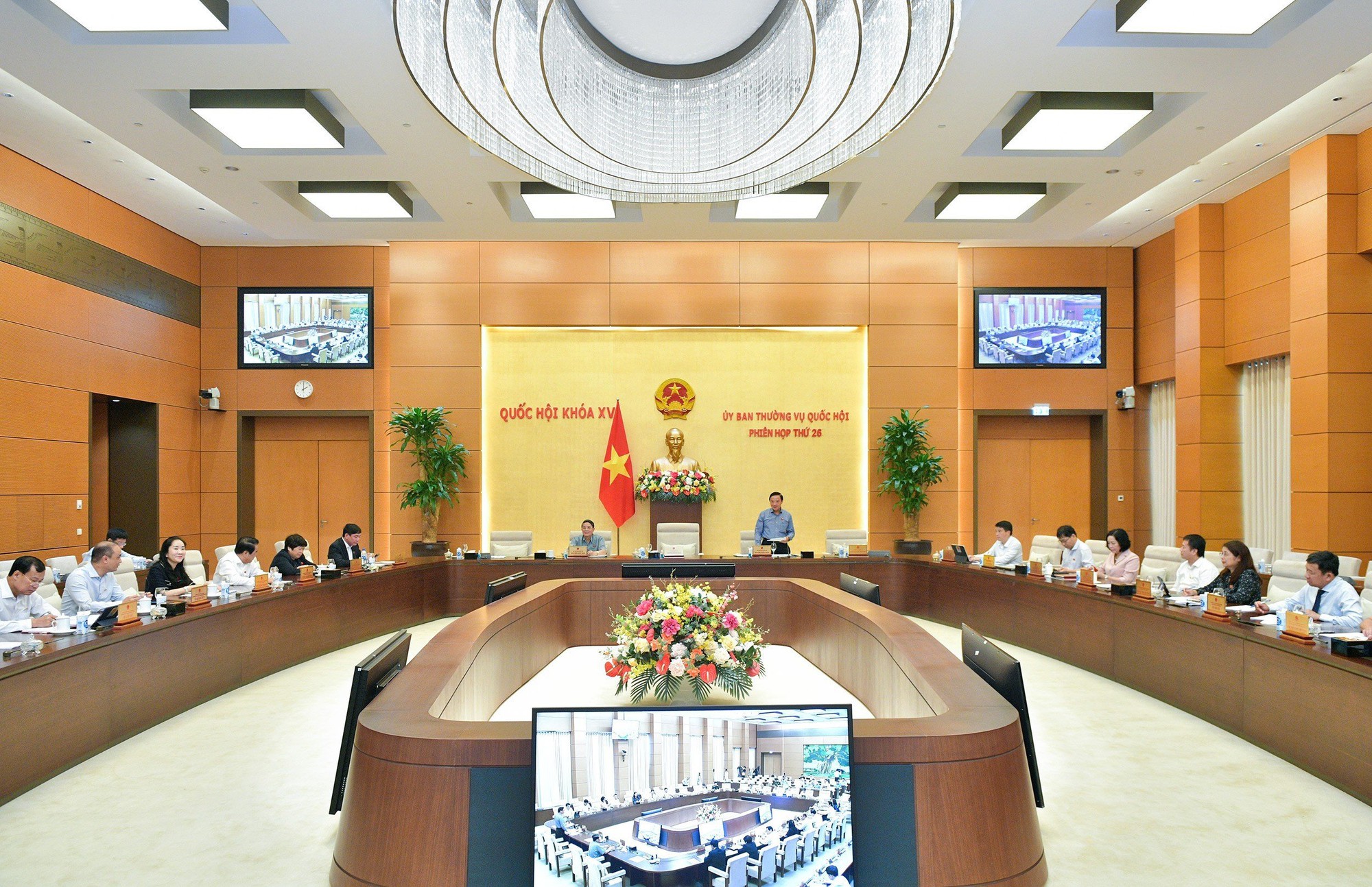 Phó thủ tướng Trần Lưu Quang: Giám sát về đảm bảo an toàn giao thông cần có “trọng tâm, trọng điểm” - Ảnh 1.