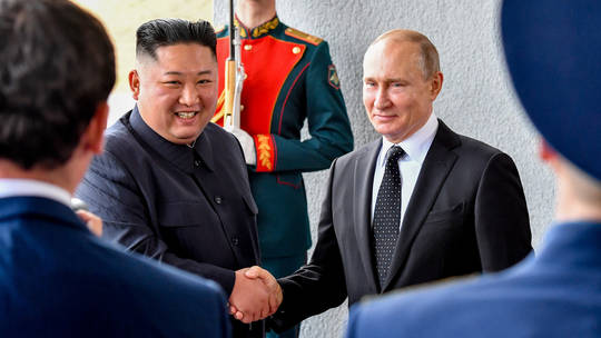 Điện Kremlin chính thức xác nhận ông Kim Jong-un thăm Nga - Ảnh 1.