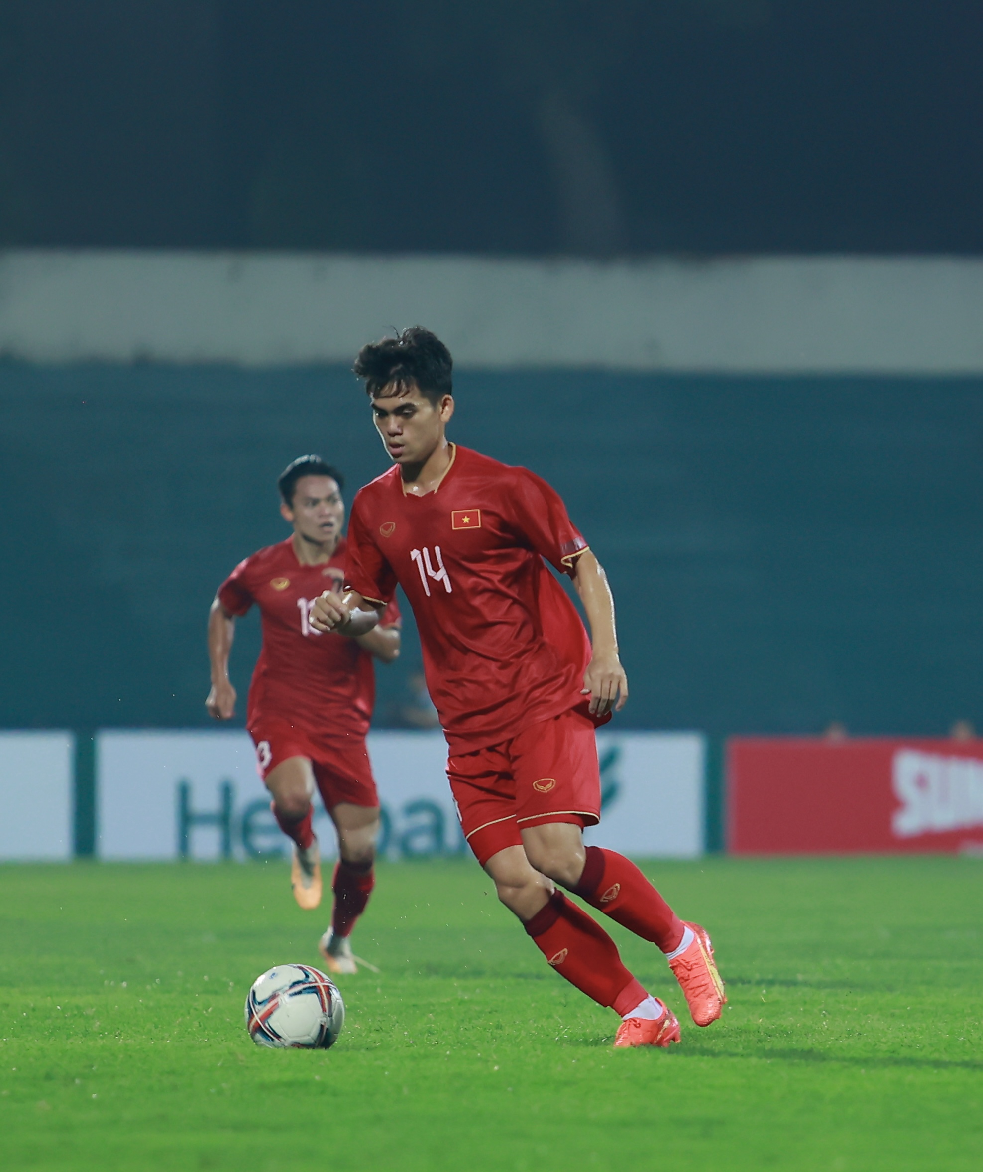 U23 Việt Nam để U23 Singapore gỡ hoà - Ảnh 1.