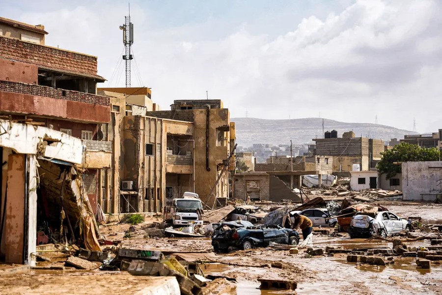 Cảnh lũ lụt thảm khốc ngoài sức tưởng tượng ở Libya - Ảnh 14.
