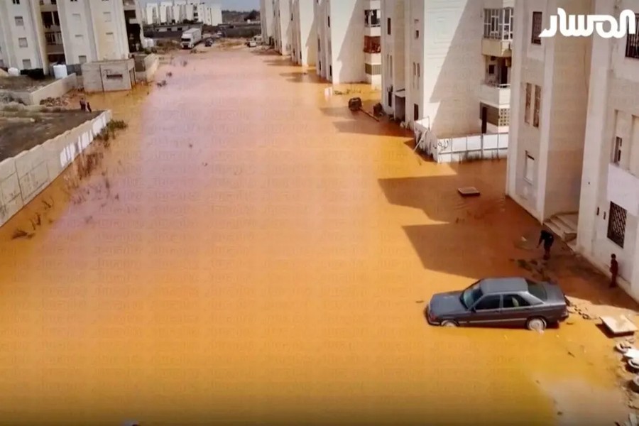 Cảnh lũ lụt thảm khốc ngoài sức tưởng tượng ở Libya - Ảnh 8.
