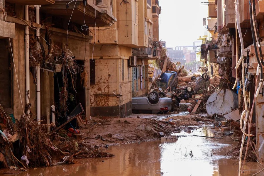 Cảnh lũ lụt thảm khốc ngoài sức tưởng tượng ở Libya - Ảnh 9.
