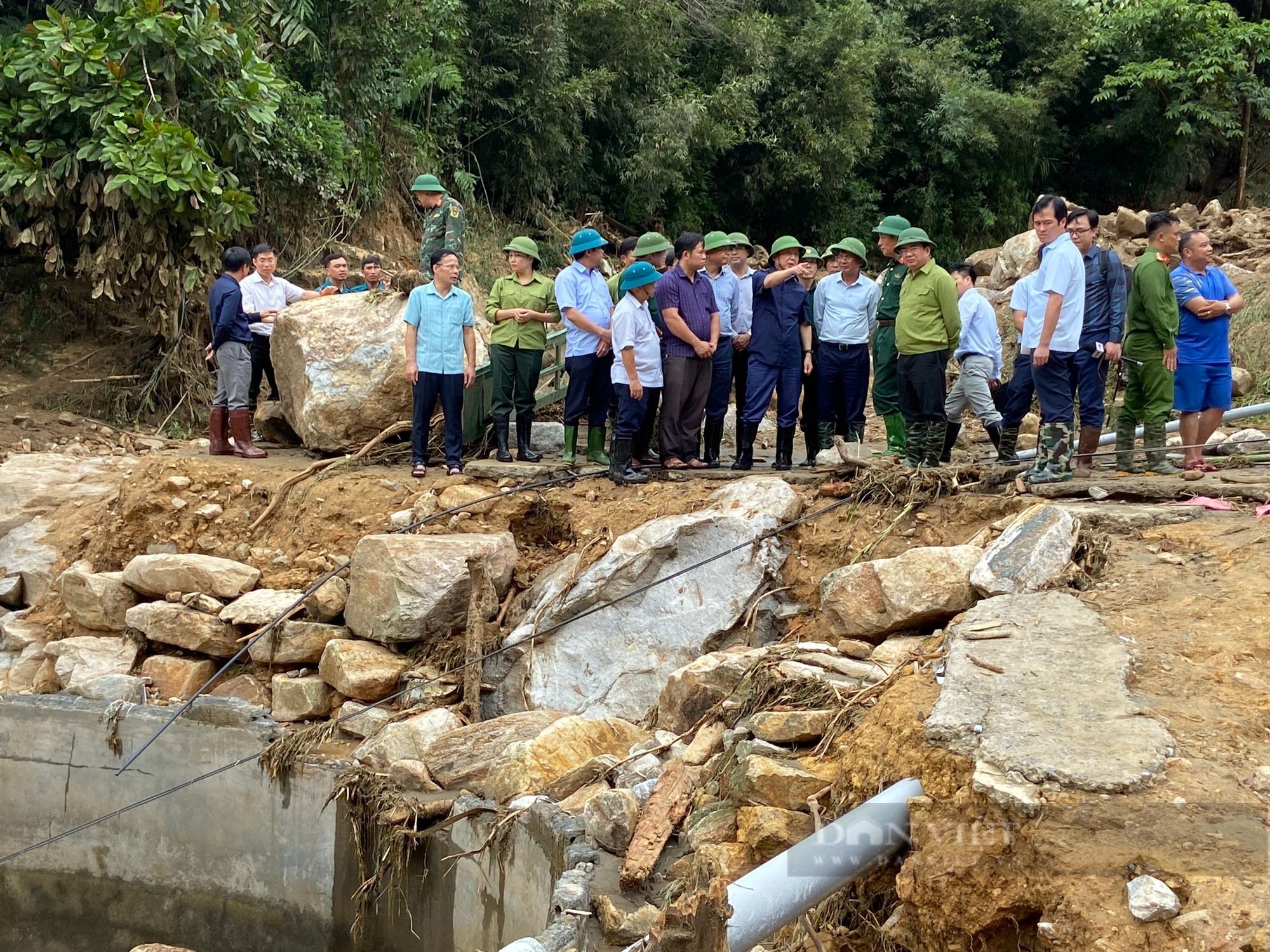 Phó Thủ tướng Chính phủ Trần Hồng Hà kiểm tra công tác chỉ đạo khắc phục hậu quả mưa lũ tại Sa Pa (Lào Cai) - Ảnh 1.