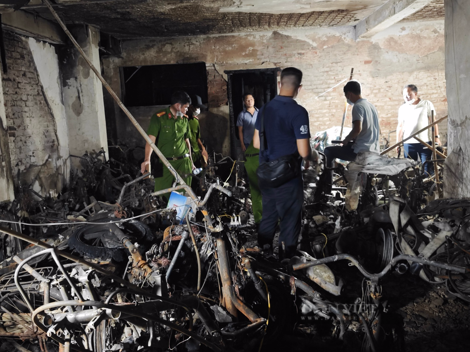 Vụ cháy chung cư mini ở Hà Nội: 29 nạn nhân là học sinh - Ảnh 2.