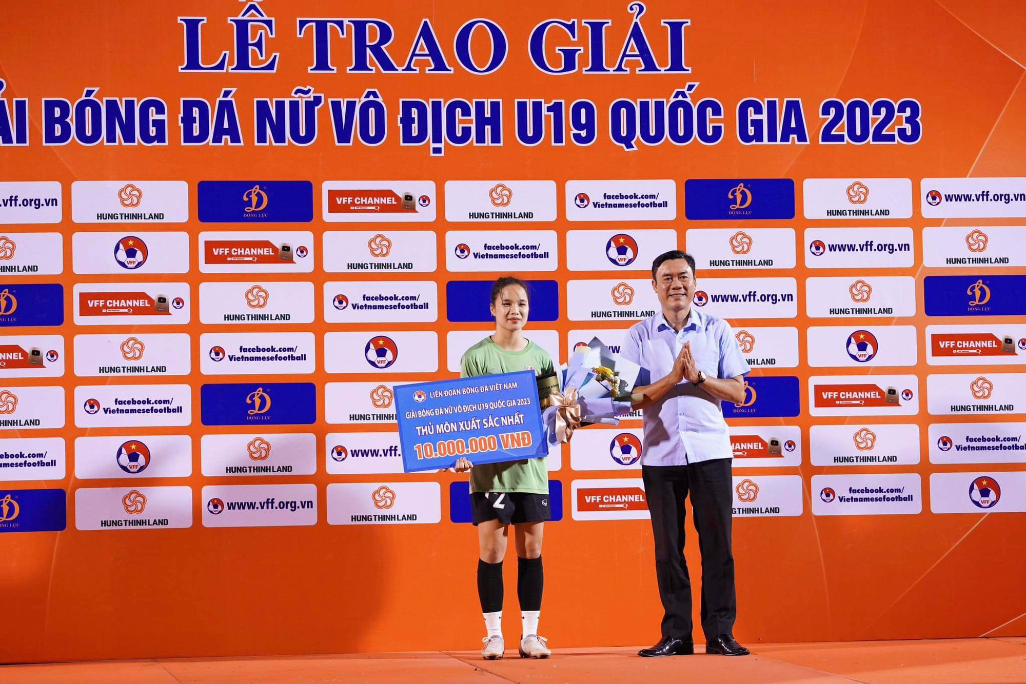 CLB Hà Nam vô địch giải bóng đá U19 nữ quốc gia 2023 - Ảnh 5.