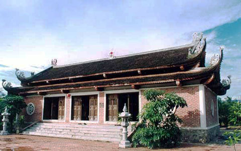 Đất tổ tiên nhà Trần ở một nơi của Quảng Ninh có 9 lăng mộ, đền thờ; 6 am cổ, chùa cổ - Ảnh 3.