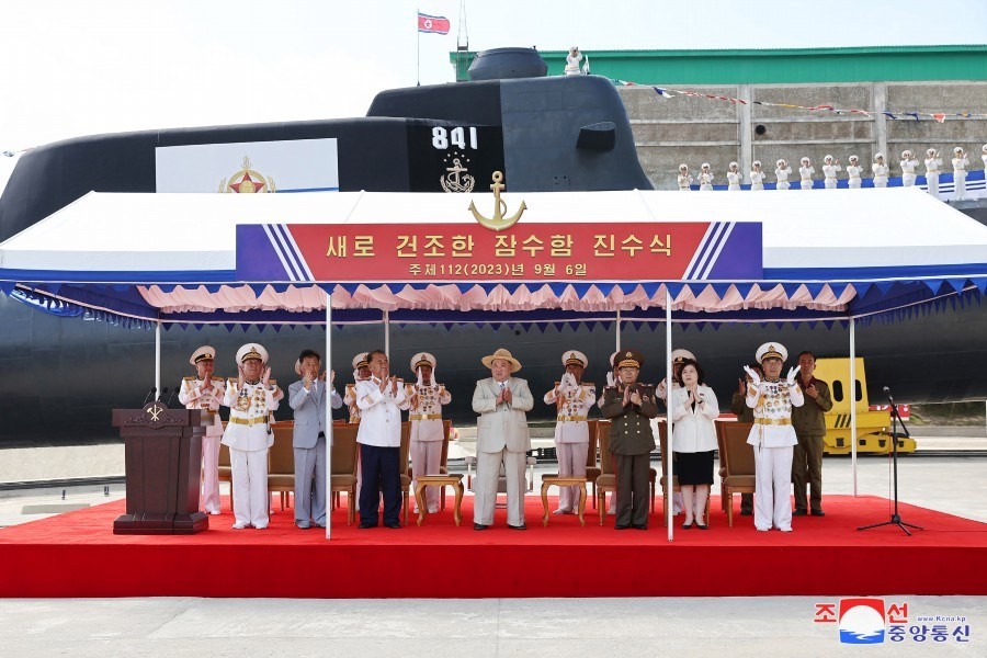 Hình ảnh tàu ngầm hạt nhân thế hệ mới của Triều Tiên gây tò mò - Ảnh 3.