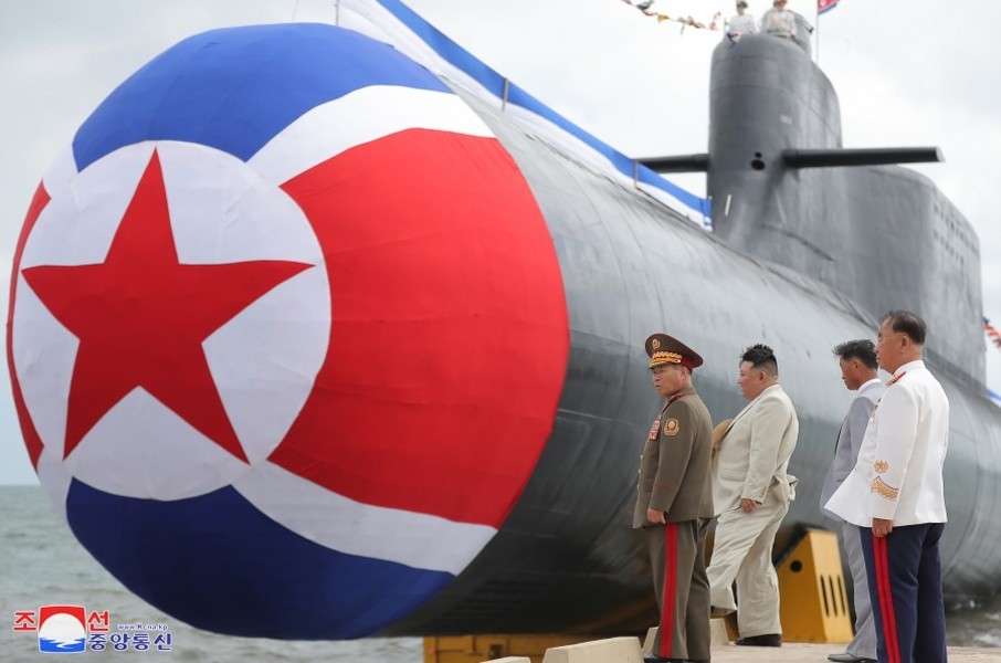 Hình ảnh tàu ngầm hạt nhân thế hệ mới của Triều Tiên gây tò mò - Ảnh 4.