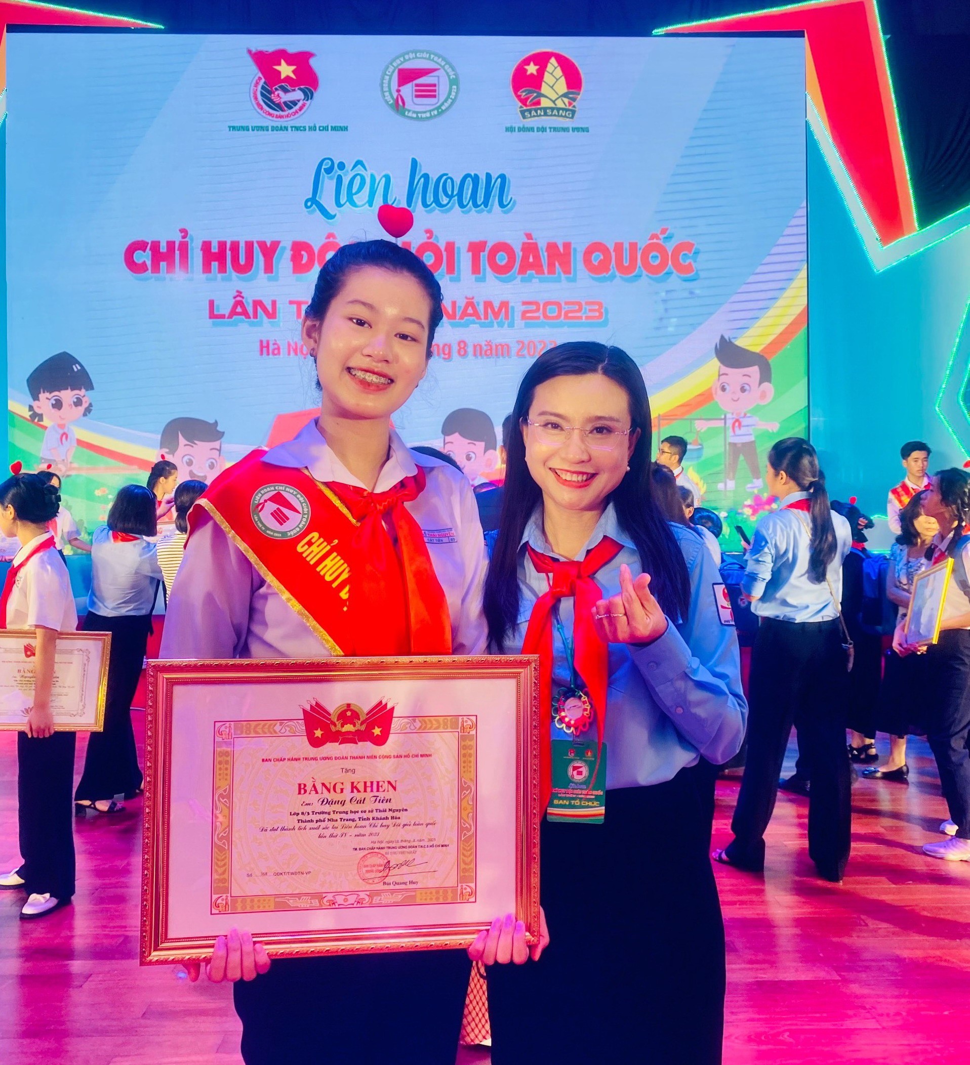 Gặp gỡ nữ sinh lớp 9 ở Khánh Hòa đã vào vai Chủ tịch “Quốc hội trẻ em” - Ảnh 6.