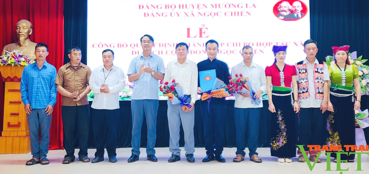 Lễ Công bố Quyết định thành lập Chi bộ HTX du lịch xã Ngọc Chiến - Ảnh 3.