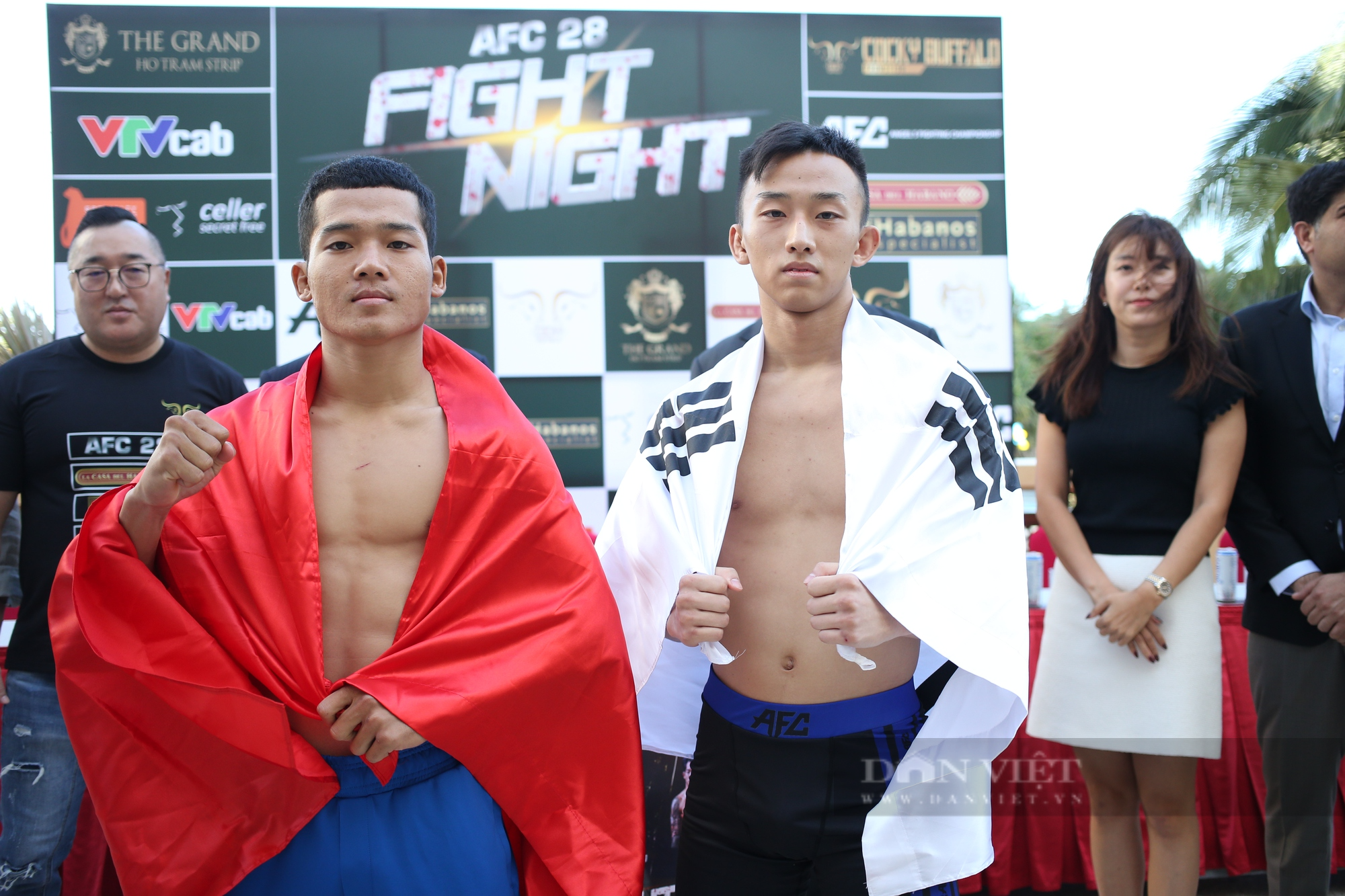 Bỏ thi đấu, Nguyễn Trần Duy Nhất muốn giúp học trò hạ các võ sĩ Trung Quốc và Hàn Quốc - Ảnh 2.
