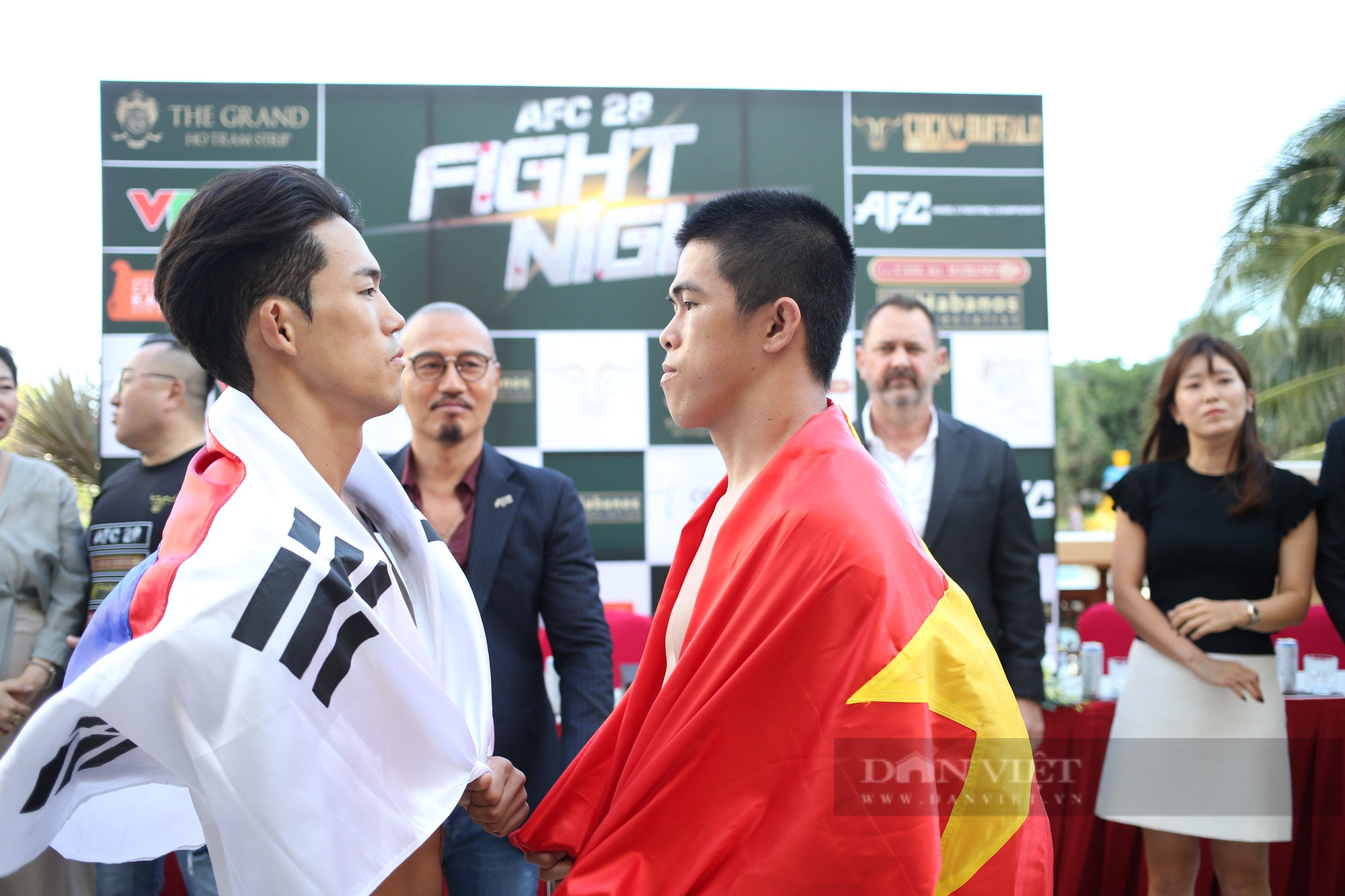 Bỏ thi đấu, Nguyễn Trần Duy Nhất muốn giúp học trò hạ các võ sĩ Trung Quốc và Hàn Quốc - Ảnh 4.