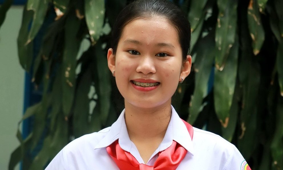 Gặp gỡ nữ sinh lớp 9 ở Khánh Hòa đã vào vai Chủ tịch “Quốc hội trẻ em” - Ảnh 1.