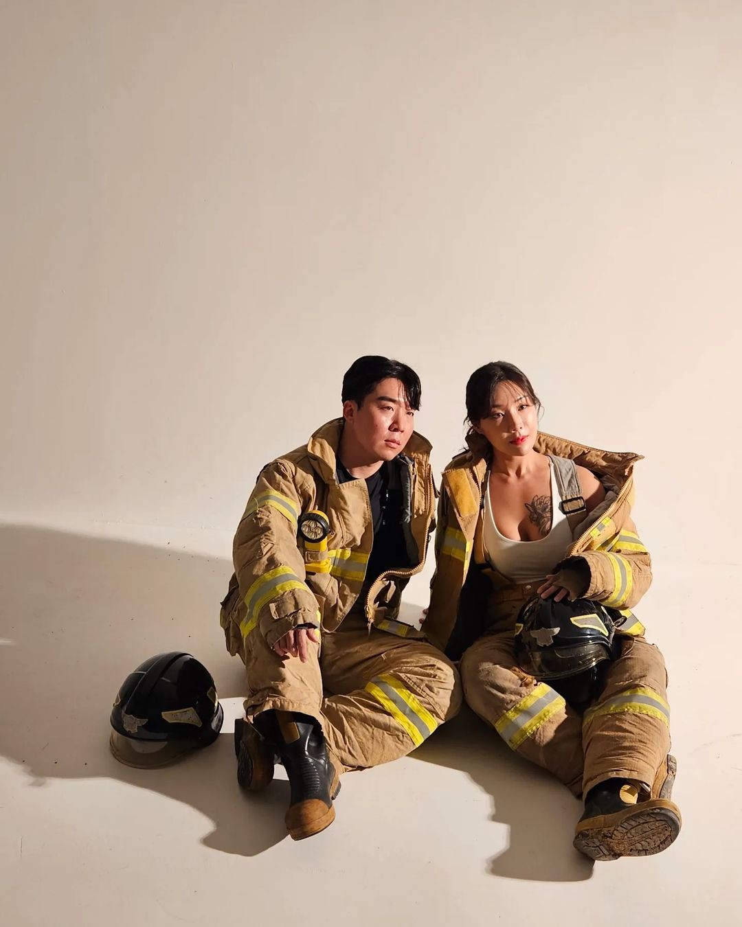 Chiêm ngưỡng vóc dáng nữ lính cứu hỏa nóng bỏng nhất Hàn Quốc - Ảnh 4.