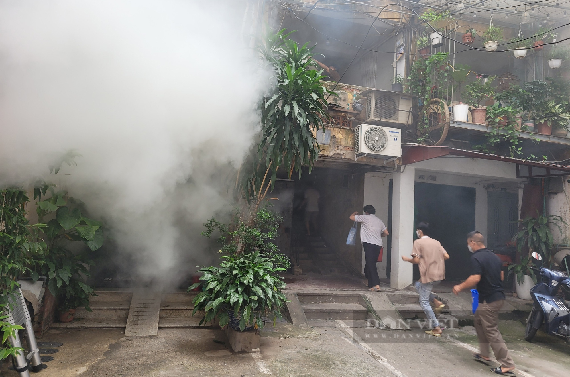 Quận Ba Đình: Diễn tập phòng cháy chữa cháy tại phường Điện Biên - Ảnh 3.