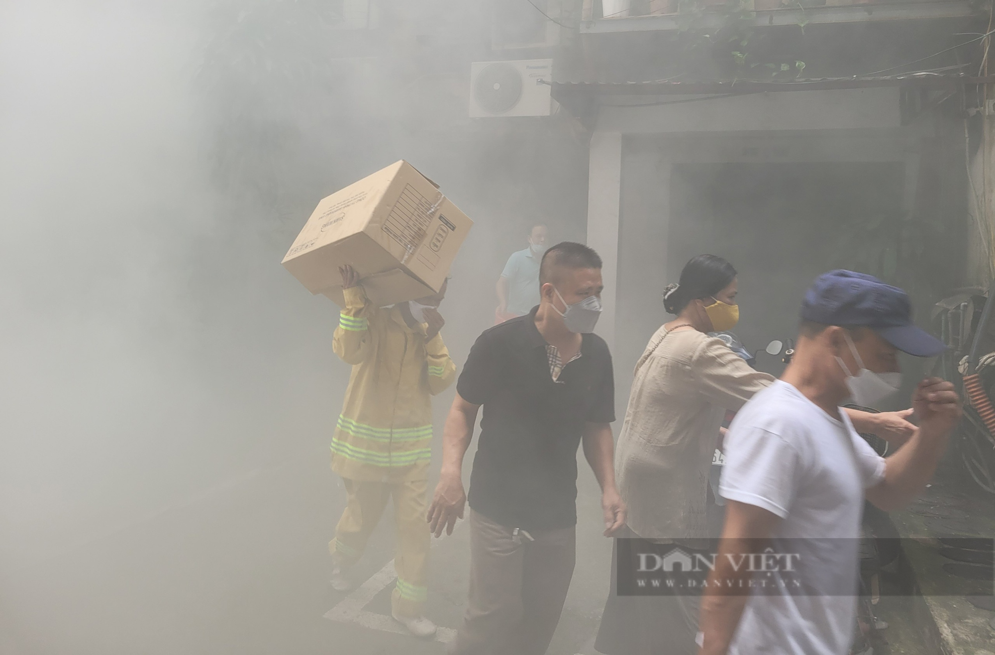 Quận Ba Đình: Diễn tập phòng cháy chữa cháy tại phường Điện Biên - Ảnh 6.