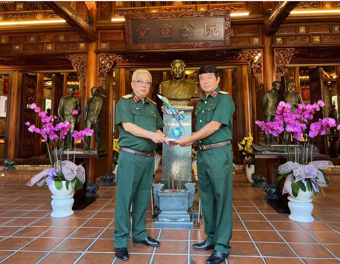 Thượng tướng Nguyễn Chí Vịnh và tình bạn đặc biệt của 2 vị tướng - Ảnh 1.