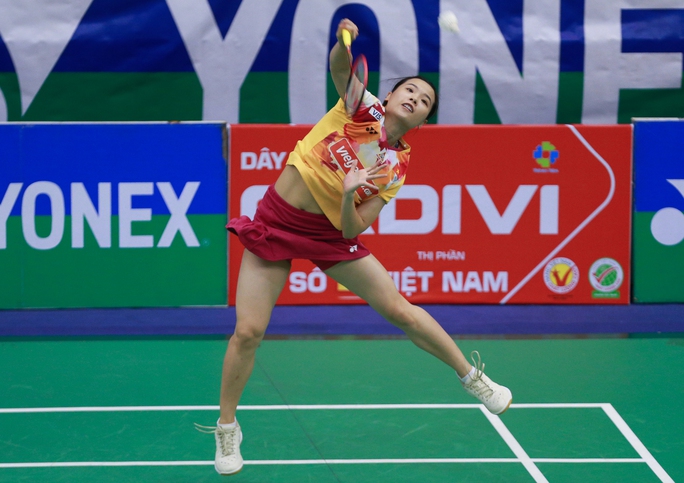 Hạ đối thủ hạng 80 thế giới, Nguyễn Thùy Linh vào chung kết Vietnam Open 2023 - Ảnh 2.