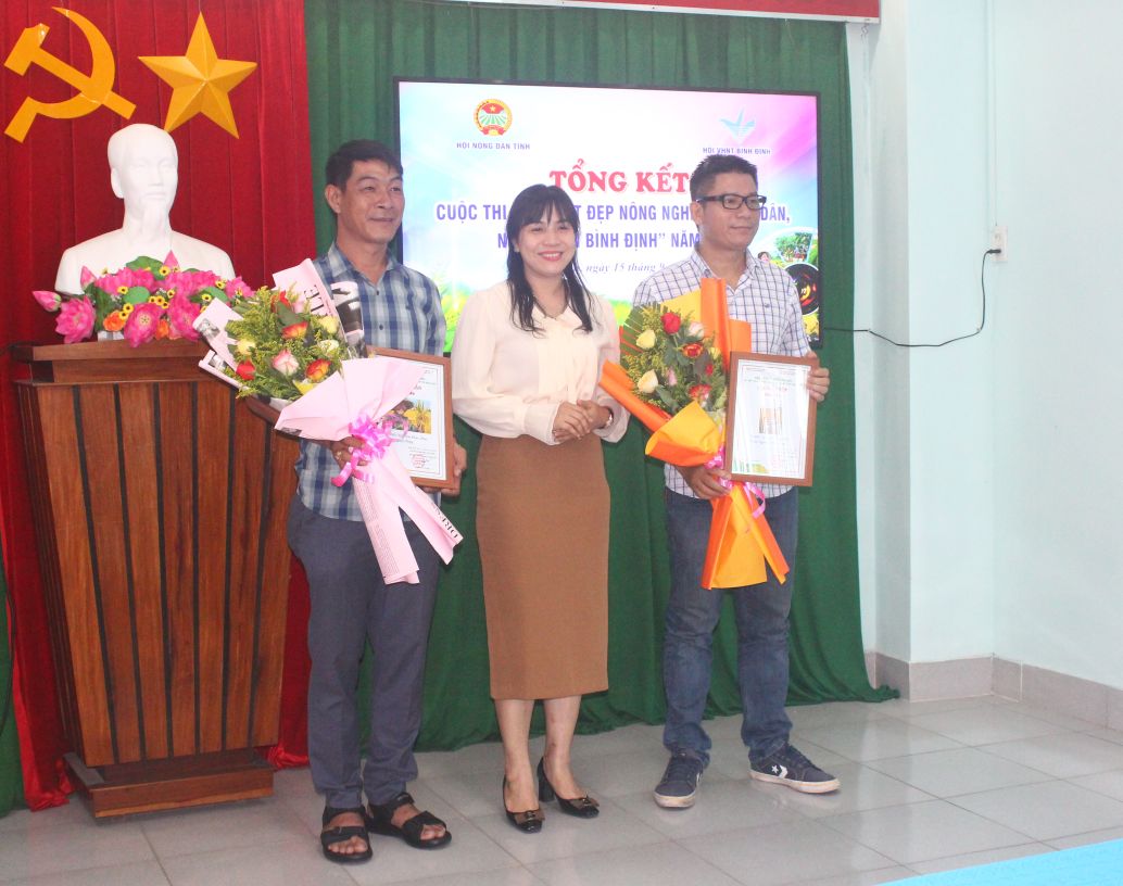 Hội Nông dân Bình Định trao giải Cuộc thi ảnh nét đẹp nông nghiệp, nông dân, nông thôn - Ảnh 3.